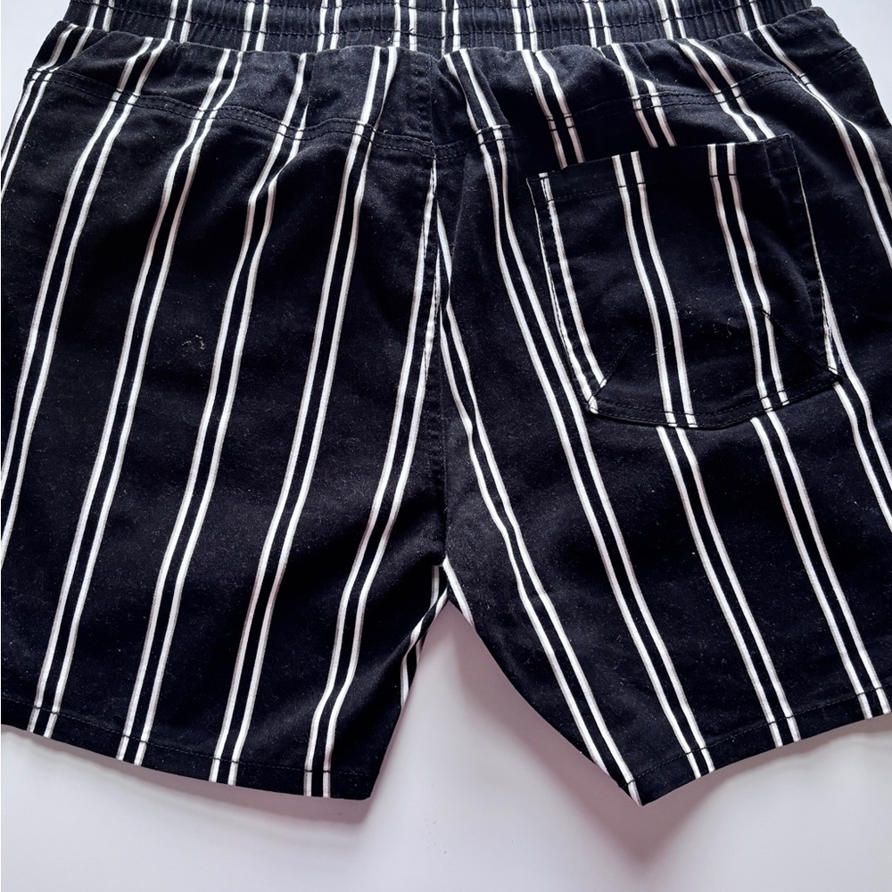 FRESH SHORTS - Picture 9 of 12